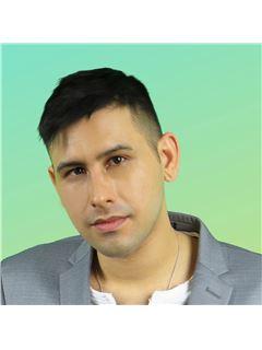 Eric J Wicks - RE/MAX Realty Group