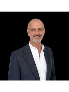 Barry M. Kronen - RE/MAX Services