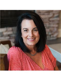 Angela Lovin - RE/MAX Specialists