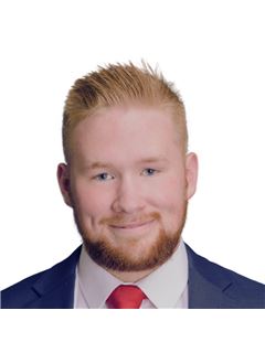 Liam Cary - RE/MAX Premier Realty