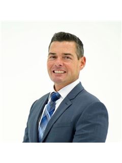 Randal Adams - RE/MAX Town & Country Realty