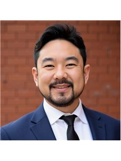 Gui Fujisawa - RE/MAX Town & Country Realty