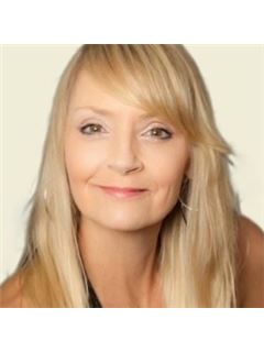 Coreen Sheehan-Avesani - RE/MAX Trend