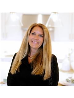 Dana Hancock - RE/MAX Specialists