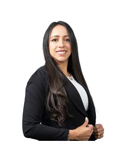 Dubraska Ulacio - RE/MAX Advance Realty II