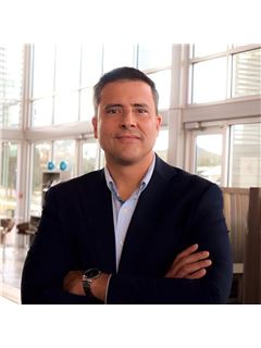 Reynaldo Rodriguez - RE/MAX Bayside