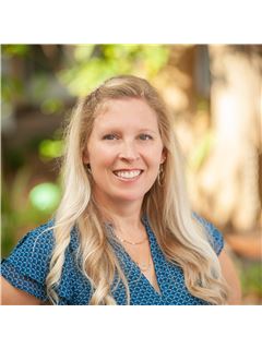 Leah White - RE/MAX Alliance Group