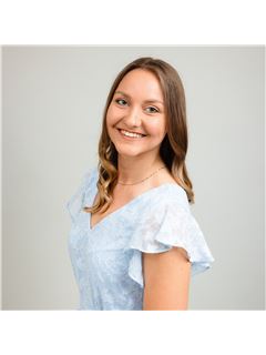 Kira Coleman - RE/MAX Harbor Realty