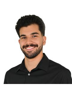 Kyle Velez - RE/MAX Trend