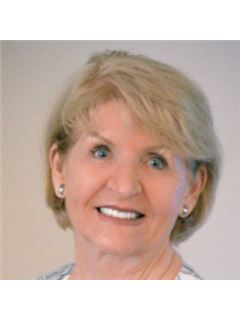 Annalena Charla - RE/MAX Signature