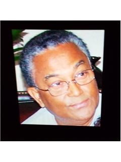 Delroy P. Wallace - RE/MAX Direct