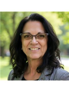 Miriam Olsen - RE/MAX Premier Realty