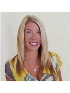 Anita Marie Iannuzzi - RE/MAX Aerospace Realty