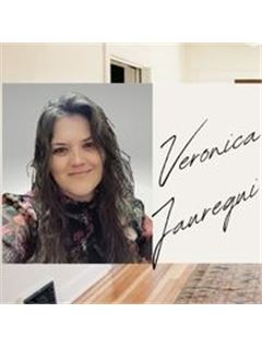 Veronica Jauregui - RE/MAX Premier Realty