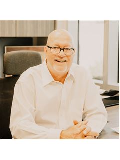 Broker/Owner - John L. Bevis - RE/MAX Harbor Realty