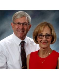 Karen Galipeault - RE/MAX Marketing Specialists