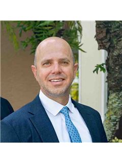 Jason M. Lipsher - RE/MAX Realty Group