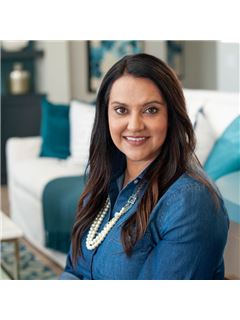 Dimple Smith - RE/MAX Specialists