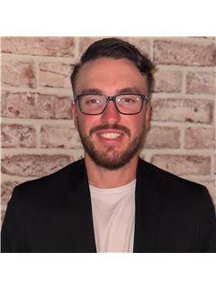 Andrew Louzao - RE/MAX Trend