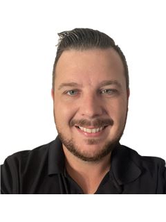 Dalton Bedgood - RE/MAX Marketing Specialists