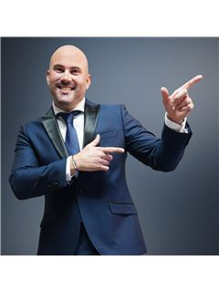 Pablo Crespo - RE/MAX Advance Realty II