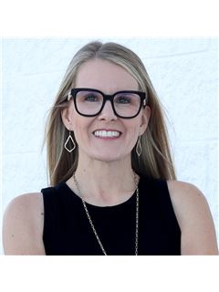 Ashley Quaife - RE/MAX Champions