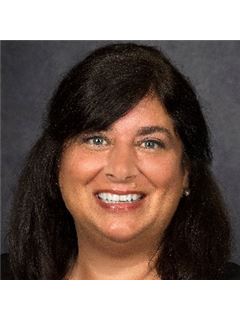 Carrie DiZenzo - RE/MAX Trend