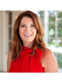 AmyBeth Myron - RE/MAX Specialists