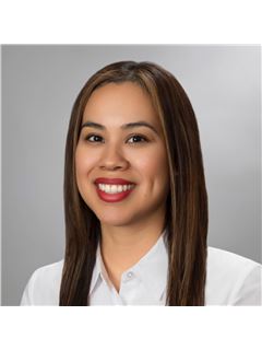 Tania Ballado - RE/MAX Signature
