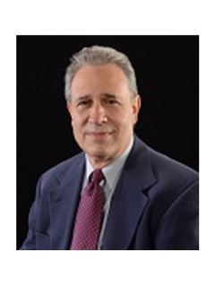 Doug Corbin - RE/MAX Town & Country Realty