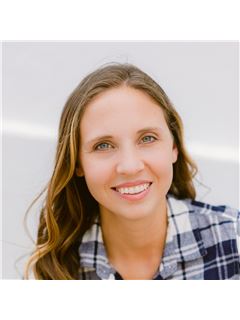 Sarah Palmer - RE/MAX Town & Country Realty