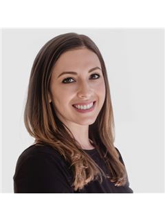 Stephanie Haltiwanger - RE/MAX 1st Choice