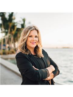 Beth Jacobson - RE/MAX Alliance Group