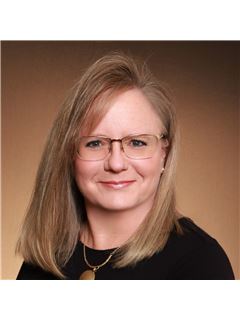 Connie Swanson - RE/MAX Specialists