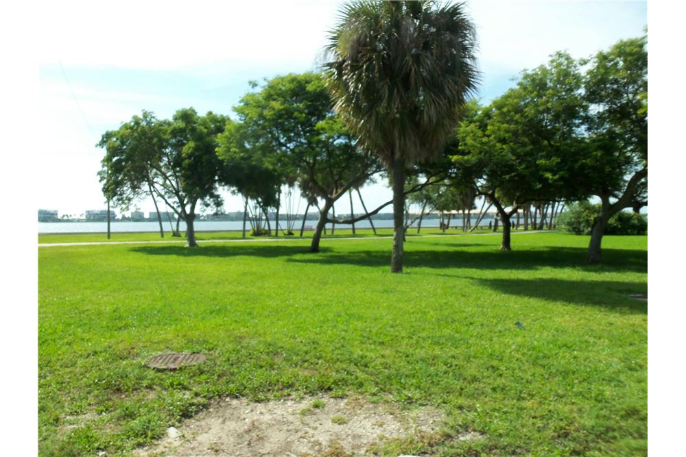 Residential - Condo Apartment - Lake Worth, Florida, United States 