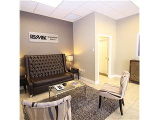 Office of RE/MAX Destination Realty - Ft Myers