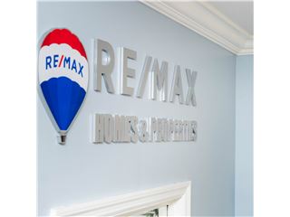 Office of RE/MAX Homes & Properties - West Palm Beach