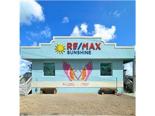 Office of RE/MAX Sunshine - Matlacha
