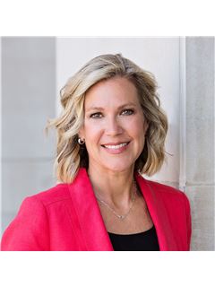 Wendy Kriegshauser - RE/MAX Concepts