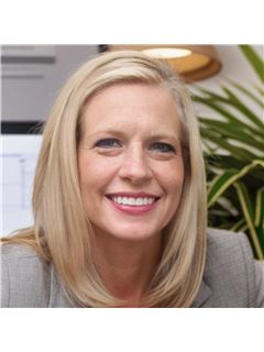 Broker/Owner - Stacey Carpenter - RE/MAX Revolution