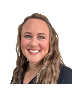 Sarah Williams - RE/MAX Revolution