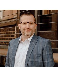 Andy Crowner - RE/MAX Real Estate Specialists