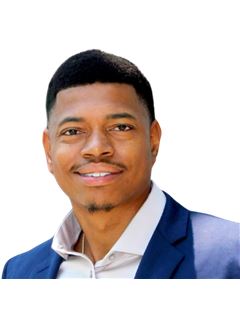 Darian Johnson - RE/MAX Revolution