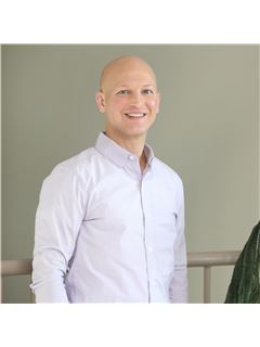 Seth Fisher - RE/MAX Concepts