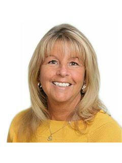 Laura D. Mullin - RE/MAX Revolution