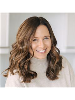 Amy Von Gillern - RE/MAX Concepts