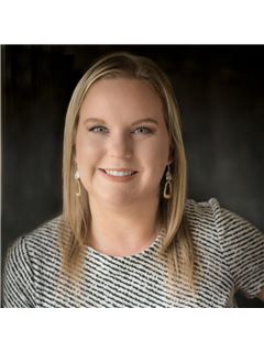 Kaila Reinhart - RE/MAX Integrity