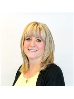 Michelle Oliver - RE/MAX Capital City