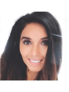 Chrystal M. Camus - RE/MAX Parkside Affiliates