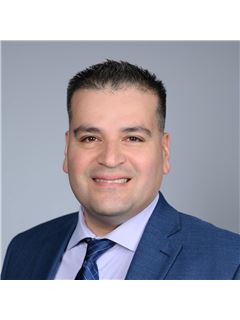 Luis Herrera - RE/MAX Whatcom County, Inc.